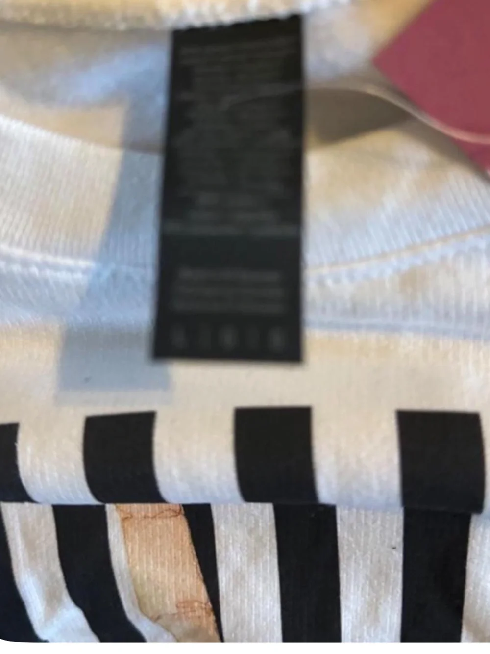 Source Unknown White Crewneck Sweater with Striped Hand Graphic
